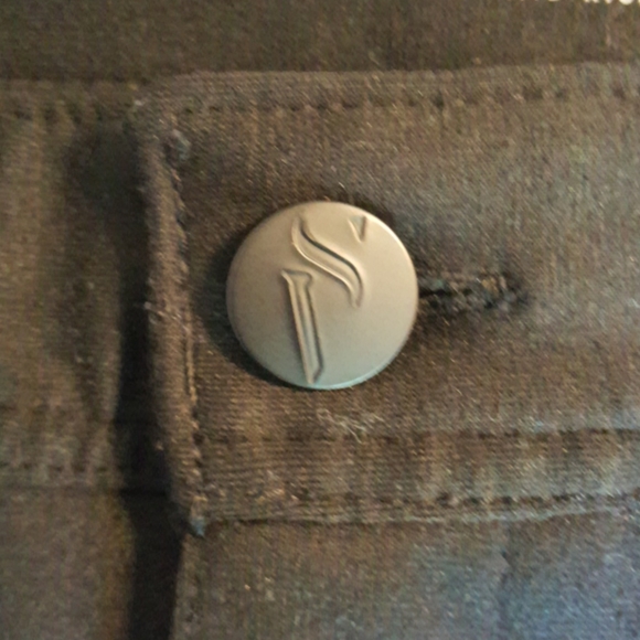 Simply Vera Black Dress Leggings - Picture 6 of 6